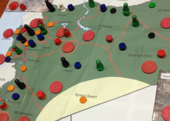 مسار الحل السياسي في سورية بين تعقيدات الداخل ومحاولات التطبيع: ورقة "اللاورقة"