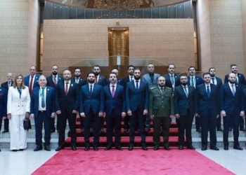 عام على الحكومة الانتقالية في سوريا: دولة تتشكل أم إدارة تتعثر؟